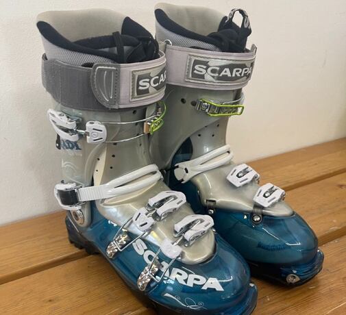 Skialpové boty Scarpa Skadi